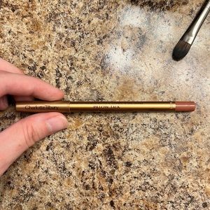 Charlotte tilbury lip cheat pillow talk